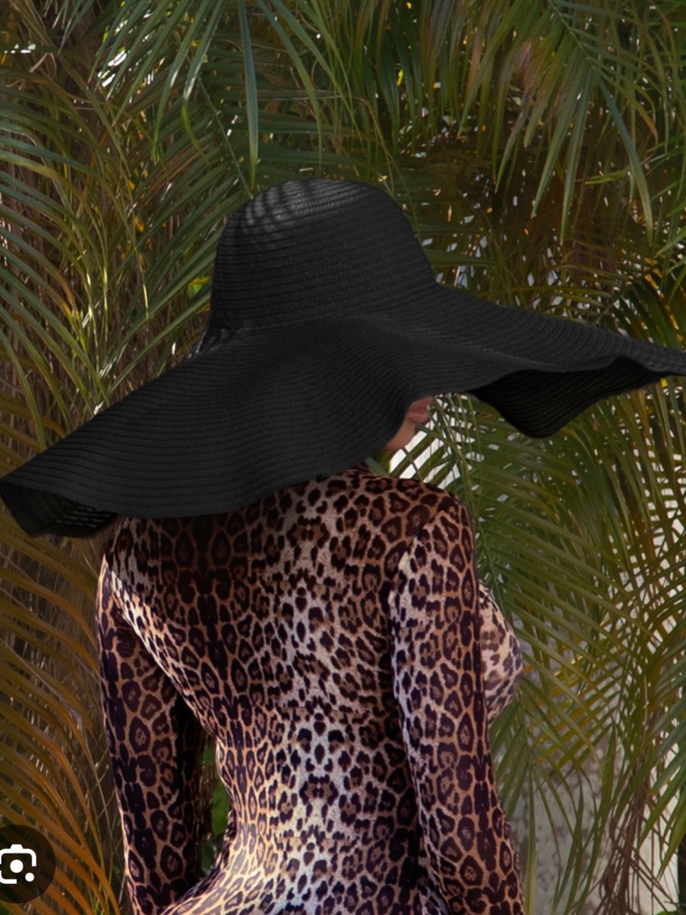 Oversized beach hat - Picture 2 of 4
